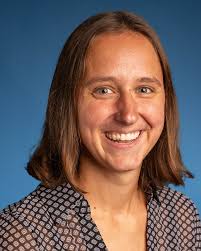 Sarah Vining's Instagram, Twitter & Facebook