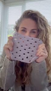 Turning charity shop t-shirts into a gorgeous crochet clutch!