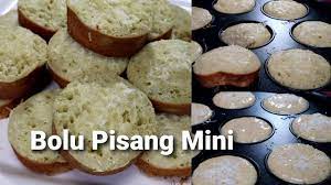 Anda juga bisa membuat kue lembut ini sendiri di rumah. Bolu Pisang Mini Teflon Youtube