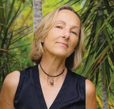 Maui Nō Ka 'Oi Magazine November-December 2022 by Maui Nō Ka 'Oi Magazine