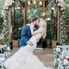 The address is 757 s country club dr. Crismon S Flowers 44 Photos 23 Reviews Florists 144 W Main St Mesa Az Phone Number Yelp