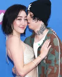 22.03.2021 · noah cyrus personal details: What S Going On With Noah Cyrus And Lil Xan S Relationship