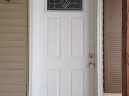 When painting door trim, you'll need access to all parts of the door frame. Do You Paint The Door Jamb When You Paint Your Door