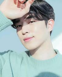 Lee Chan Hyeong- 이 찬 형