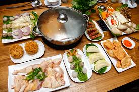 For one, you get to pick and cook your own food. 20 Best Steamboat Restaurants To Eat In Kl Klang Valley