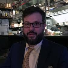 Warren Kelly's Instagram, Twitter & Facebook