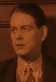 Robin IRVINE : Biographie et filmographie