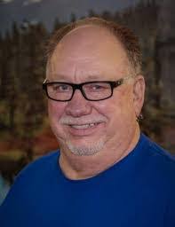 David Hettick's Instagram, Twitter & Facebook