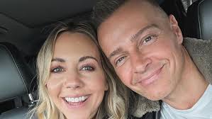 Blossom' alum Joey Lawrence's wife files for divorce after 2 years of  marriage