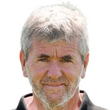 Friedhelm funkel arbeitete in beiden klubs, in denen es derzeit drunter und drüber geht. Friedhelm Funkel Fm 2020 Profile Reviews