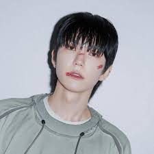 Aiden Black 5-Piece Dining Set