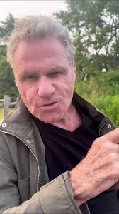 "Happy early Father’s Day to all dads out there! Keep showing no mercy! Im  thinking about you and wish you the best!", source: MartinKove