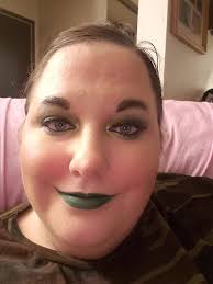 Green is my favorite color. I love it more than blue and yellow combined.