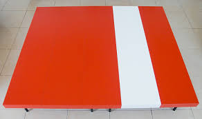 Minor scratches on one leg most. Extra Large Low Coffee Table Ikea Hackers