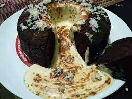 Sapukan sedikit minyak masak atau margerin di sekeliling bahagian loyang dan alas dengan kertas minyak. Kek Viral Kek Lava Cheese Kek Resepi Sedap Mudah Buat Facebook