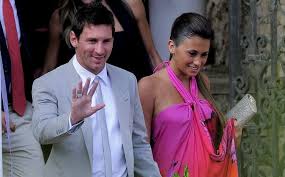 Jun 24, 2021 · el cumpleaños 34 del astro argentino, lionel messi, motivó un sinnúmero de mensajes de felicitación, aunque el más especial, o tierno, es el que recibió de su esposa antonela roccuzzo. Antonella Roccuzzo Lionel Messi Girlfriend Cheers On Argentina Barcelona Super Star During World Cup Instagram Age