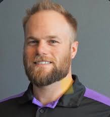 Romeo Barnyard 📸 thru 1600m ⛈️☔️ . #GoTars|🆎🏃‍♂️🏃‍♀️