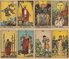 Marsilya tarot tarot kartlarını iyi okumak için tarotun belki de binlerce yıldır bize sunduğu sembolizmi anlamak, sembollerin enerjisine girmek ve hatta onların. Tarot Kartlarinin Sasirtici Ve Az Bilinen Kokeni Oggito