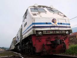 Diantara banyak jenis kereta api saat ini, kereta api uap adalah salah satu jenis kereta api paling legendaris karena merupakan jenis yang paling kuno. Jenis Kereta Api Yang Ada Di Dunia 4muda Com