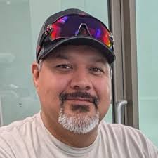 Juan Mascorro's Instagram, Twitter & Facebook