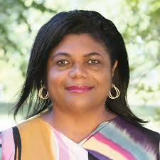 June Huggins's Instagram, Twitter & Facebook