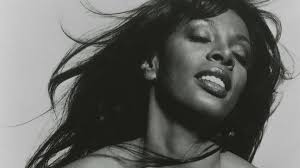 Yoox è lo store online di lifestyle leader nel mondo. Donna Summer Rock Roll Hall Of Fame