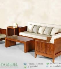 Kursi kayu adalah menjadi salah satu bagian favorit keluarga dinegara indonesia. Kursi Tamu Jati Terbaru Minimalis Furniture Jati Jepara