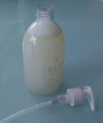Ma Recette De Savon Liquide Pour Les Mains Bulle Et Funambule Ou Mes Tribulations Dans Le Recettes De Savon Savon Liquide Maison Savon Liquide Pour Les Mains