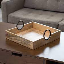 Use rectangle wood tray with handles set as the foundation for laying out lovely home accents. Cutler Bay Wood Serving Tray With Metal Handles Www Hayneedle Com Artesanato Em Madeira Artesanato Em Madeira De Paletes Travessas De Madeira