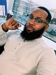 Darius Cartwright's Instagram, Twitter & Facebook