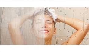 Sirkeli otomobil camlarına yağmur suyunu kaydırması için sıkılan sprey bu lekeleri önlemek için bir numeroymuş. Nanolife Arac Cam Yagmur Kaydirici Dusakabin Kirec Ve Su Lekesi Onleyici