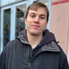 Hör sjuksköterskan som vill sänka sin lön