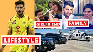 Shardul thakur family photos with father, mother, sister & friends. Shardul Thakur 2020 Biography Lifestyle Age Girlfriend Family Career Biography Shop Youtube