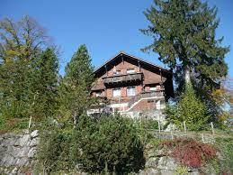 Wir suchen und kaufen interessantes bauland mit und ohne bestehender altliegenschaft für bauherren und kunden. Meggen Rosenhaldenstrasse Arlewo Luzern Stans Zug