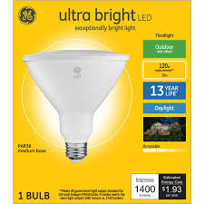Ge Ultra Bright Led 120 Watt Eq Led Par38 Daylight Dimmable Flood Light Light Bulb In The Spot Flood Led Light Bulbs Department At Lowes Com