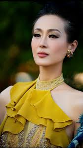 Happy Weekend All Friends, 👠Pre-show highlights👠, Janexumodelling had a  fashion show at Kitsilano Showboat. The event was the 7th Aliza‘s Summer  Multi-Cultural Festival, organized by ALIZA ARTS ...