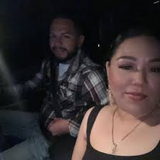 I am selling kia cadenza premium 2014 automatic 119000 miles runs and drive  great ac working good conditions clean title hablo español backup camera v6 