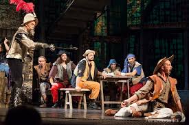 If you were cool, or unaware, you will find a surprisingly good entertainment on hand, with stars the translation from theatrical musical to movie musical doesn't get much more disastrous than in man of la mancha, a cheap, muddled, and badly. Omul Din La Mancha Teatrul Regina Maria