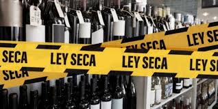 La ley seca, también conocida como «prohibición» (en inglés, prohibition), es una controvertida medida que han aplicado ciertos estados durante la historia, consistente en la ilegalización de la fabricación, transporte, importación, exportación y la venta de alcohol. Elecciones 2021 Estos Estados Tendran Ley Seca El 6 De Junio