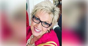 Nellie Willoughby's Instagram, Twitter & Facebook