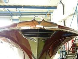 Vue De La Proue Et De L Aerateur De Cabine 39 7 Ko Bateau Riva Bateau En Bois Bateau