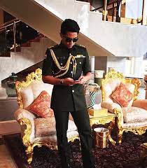 Pengiran muda abdul qawi is a businessperson who has been the head of 7 different companies. Pin Di Prince Mateen