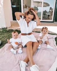 Helena costa, de 36 anos, está grávida de cerca de sete meses. Filhas De Helena Costa Completam Um Ano Veja As Fotos Mais Ternurentas Da Gemeas Holofote