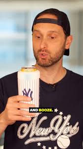 How #auburn chose the eagle as their mascot. I mean the tiger. I mean  eagle. Wait what. #WarEagle #collegebasketball