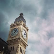 The gare de lyon is a terminus with flat level access between the taxi rank, concourse & all platforms, so it's easy to navigate with wheeled luggage. Paris Gare De Lyon 10 Plekken Om Te Ontdekken Railtripping