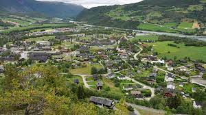 The municipality comprises 1,330 km2. Lovbrot I Vaga Kommune Fjuken