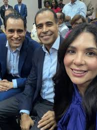 Alejandro, Domingo, Dantés, Kenia y Juan Ariel. ✍🏾En el PLD hay futuro.  #elpeledeista #elsitiodelcompañero