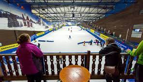 The snowdome offers a huge array of ski lessons for all ages and abilities, with our fully qualified snowsports team and tonnes of fluffy snow, its the perfect learning environment. Over 50 S Morning Club Snowdome