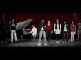 Je Detestais Cette Chanson Mais Elle Jouais En Boucle Sur Toutes Les Chaines A Paris Durant L Ete 2011 Colonel Reyel Colonel Chanson
