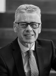 Geschäftsbericht Rapport de gestion Relazione sulla gestione Business report